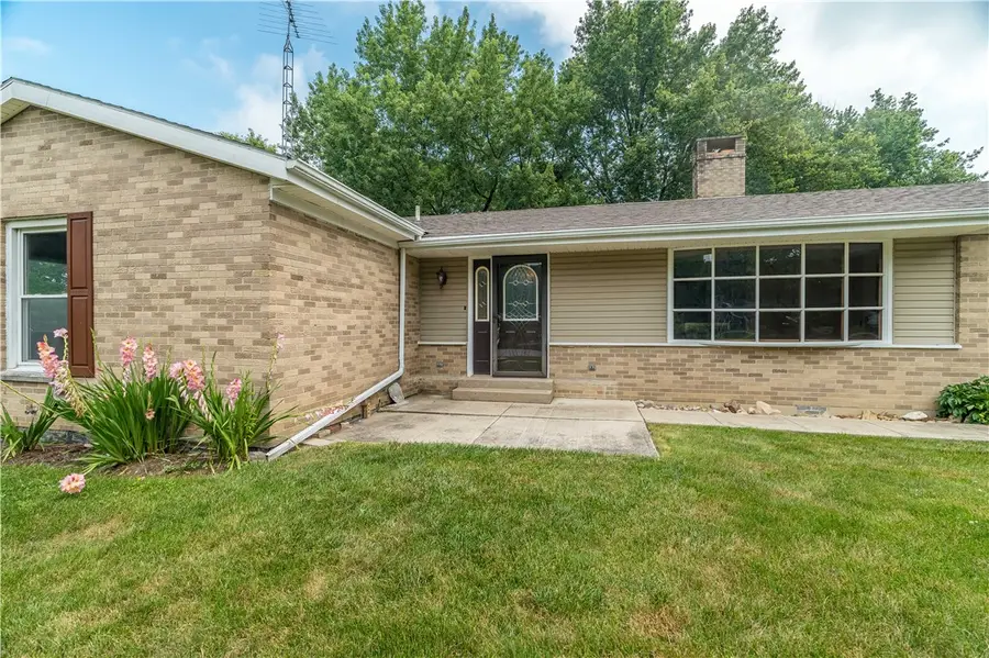 4405 Brunson Lane, Piqua, OH 45356 - #3