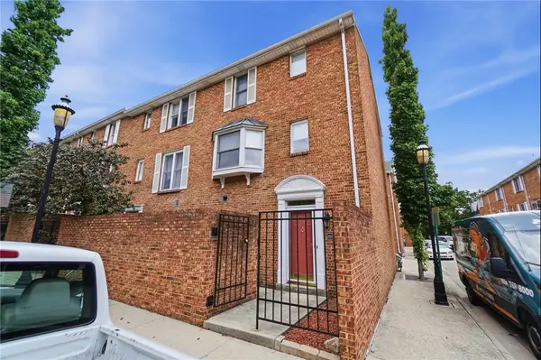 100 W Cooper Place, Dayton, OH 45402