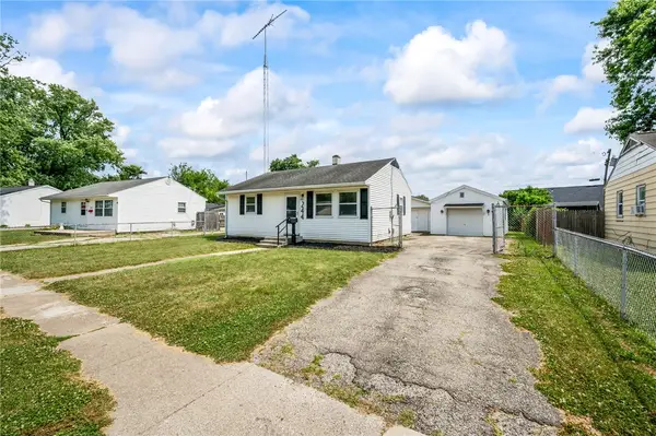 244 Pat Lane, Fairborn, OH 45324