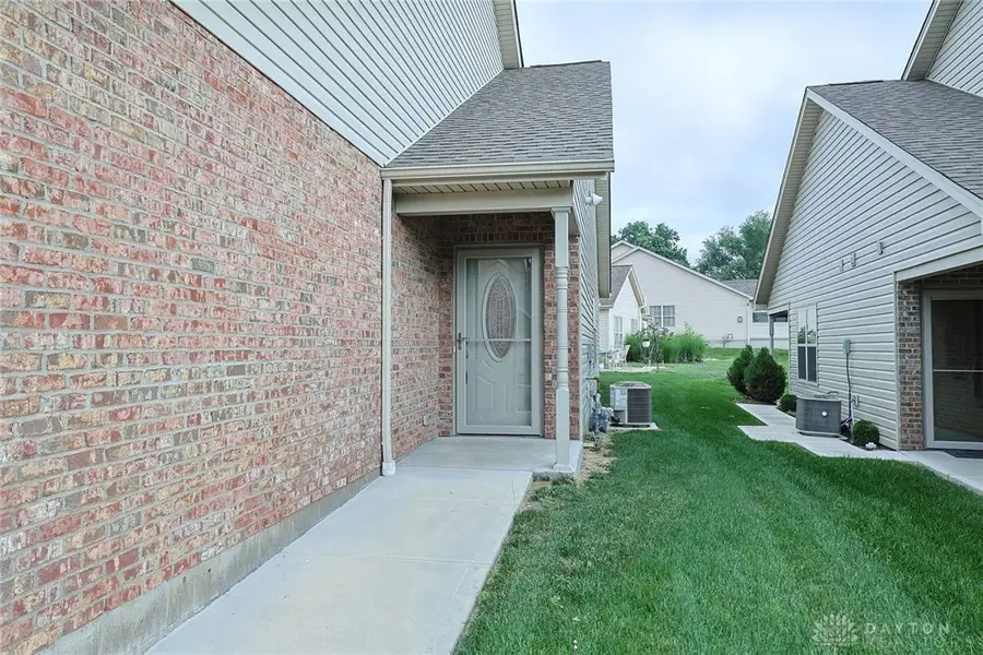 715 Villa Court, Trenton, OH 45067 - #2