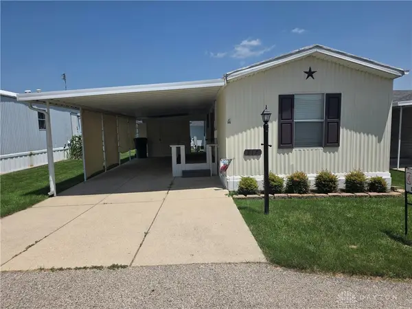 217 Pecan Drive, Fairborn, OH 45324