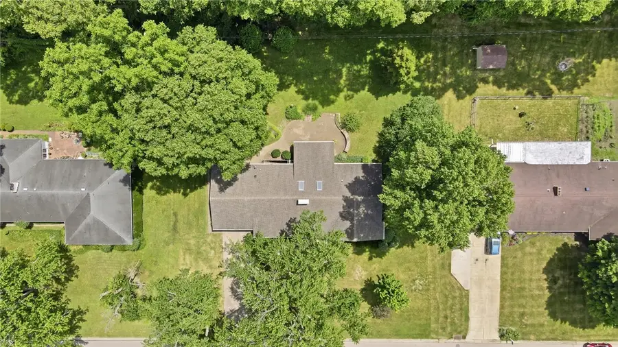 6320 Rosa Linda Drive, Washington, OH 45459 - #3