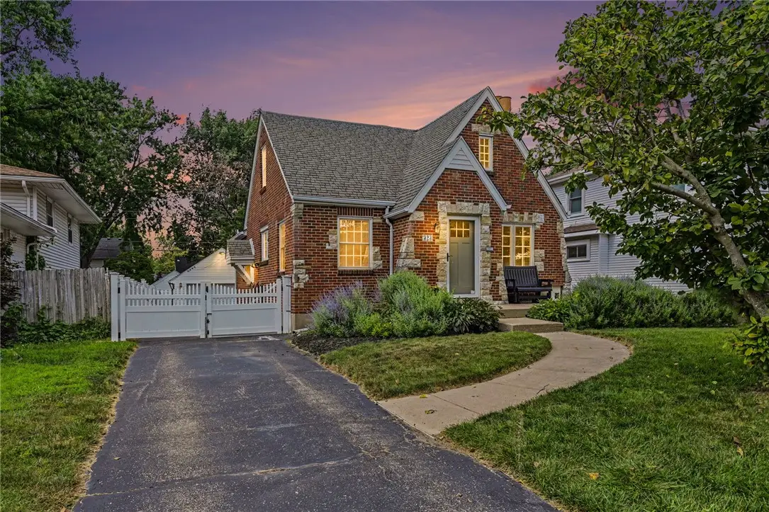 323 Orchard Drive, Oakwood, OH 45419 - #1