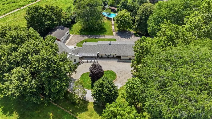 1760 Evanston Road, Tipp City, OH 45371 - #2