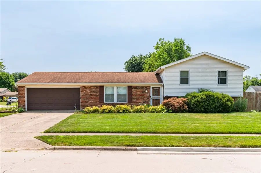 804 Sunset Drive, Englewood, OH 45322 - #3