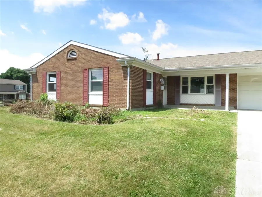 7001 Charing Court, Huber Heights, OH 45424 - #2