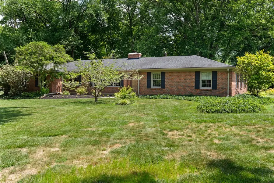 156 Manor Lane, Washington, OH 45429 - #2