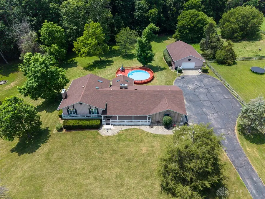 6961 Farmersville Germantn Pike, German, OH 45327 - #2