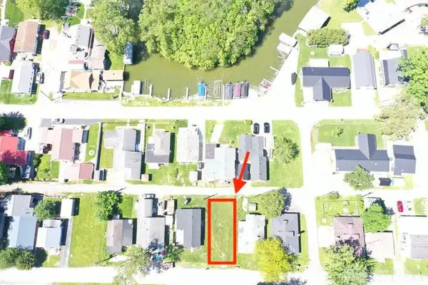 8952 Maple Street, Lakeview, OH 43331
