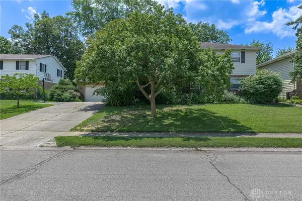 851 Weybridge Drive, Springfield, OH 45503
