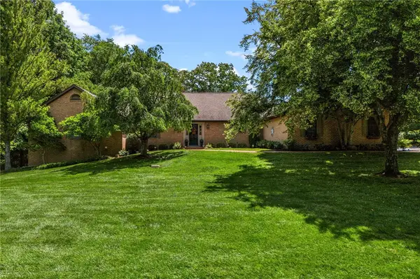 100 Morningline Lane, Wilmington, OH 45177