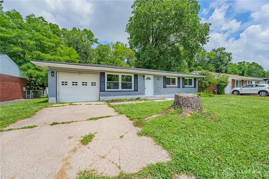 734 Murray Hill Drive, Xenia, OH 45385 - #2