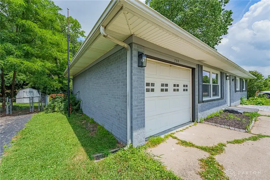 734 Murray Hill Drive, Xenia, OH 45385 - #3
