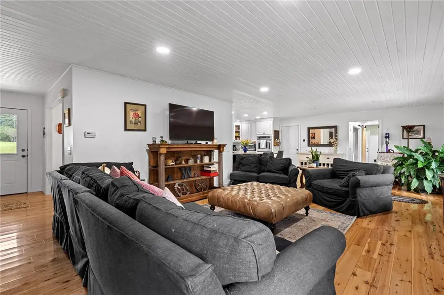 129 Corinthian Drive, Chester, OH 45177 - #3