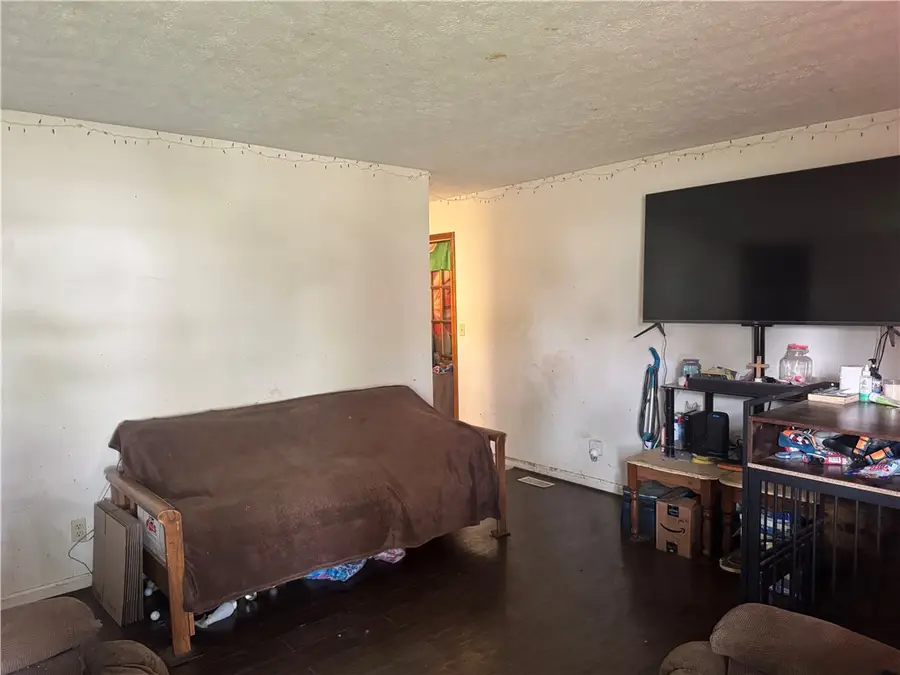 1888 Vermont, Xenia, OH 45385 - #2