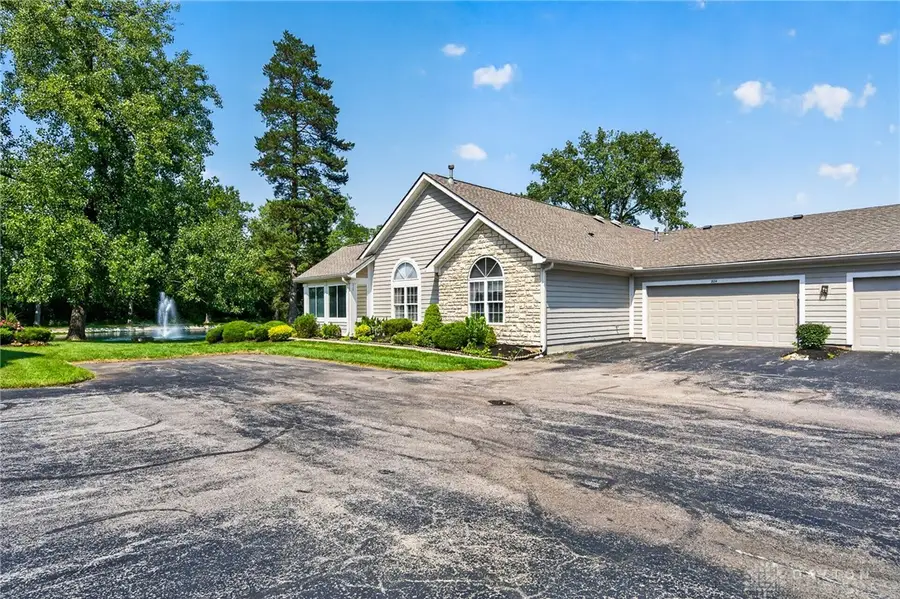 224 Edinburgh Village Drive, Washington, OH 45458 - #3