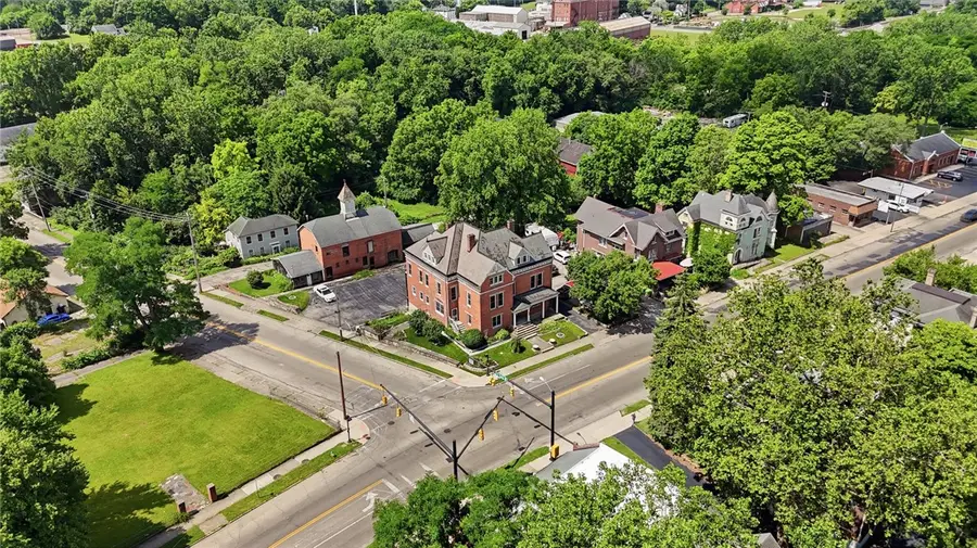 649 E High Street, Springfield, OH 45505 - #3