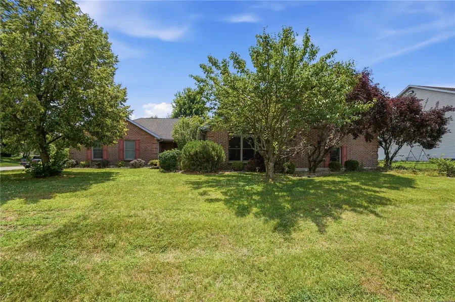 806 Claymore Court, Tipp City, OH 45371 - #2