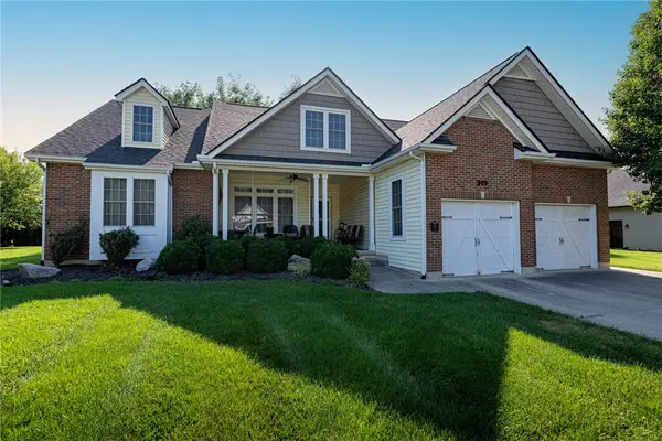 909 Hickory Trail Drive, Wilmington, OH 45177
