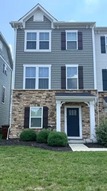 5 Wentworth Lane, Deer Park, OH 45236