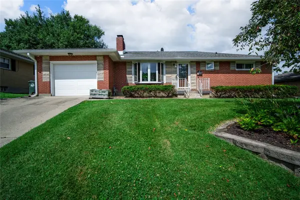 423 Genetta Drive, Miamisburg, OH 45342