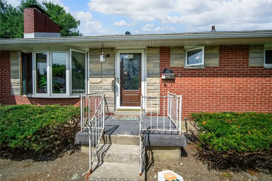 423 Genetta Drive, Miamisburg, OH 45342 - #2