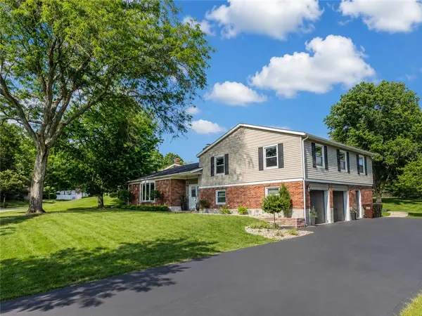 132 Marbrook Drive, Kettering, OH 45429