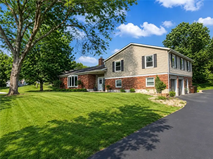 132 Marbrook Drive, Kettering, OH 45429 - #2