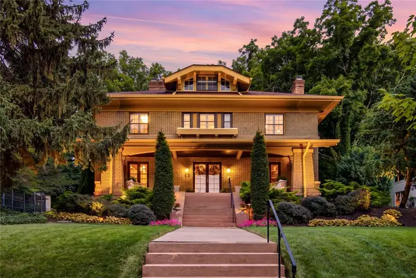 254 Schenck Avenue, Oakwood, OH 45409