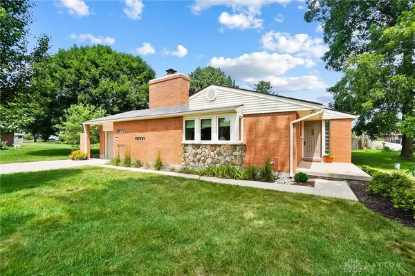 1133 Regal Hill Court, Beavercreek, OH 45430