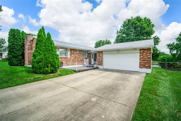 1020 S Elm Street, West Carrollton, OH 45449