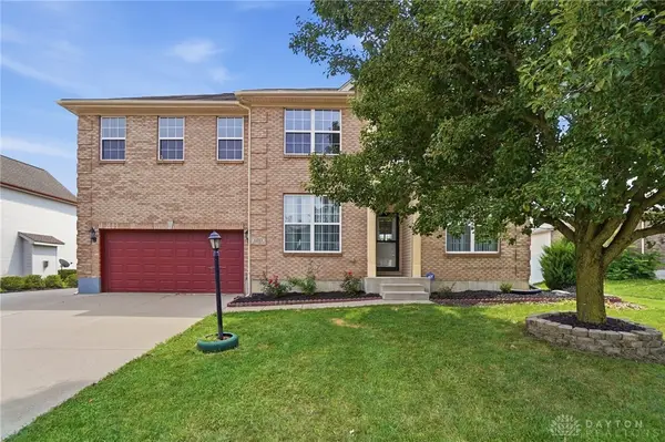 6088 Oak Ridge Drive, Huber Heights, OH 45424