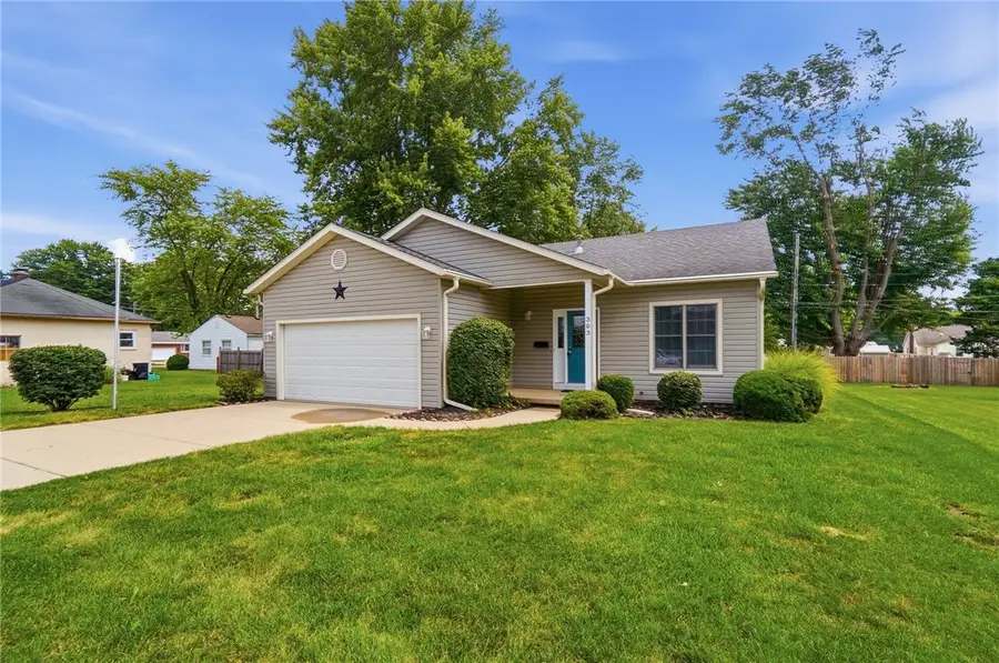 303 Mumford Drive, Troy, OH 45373 - #2