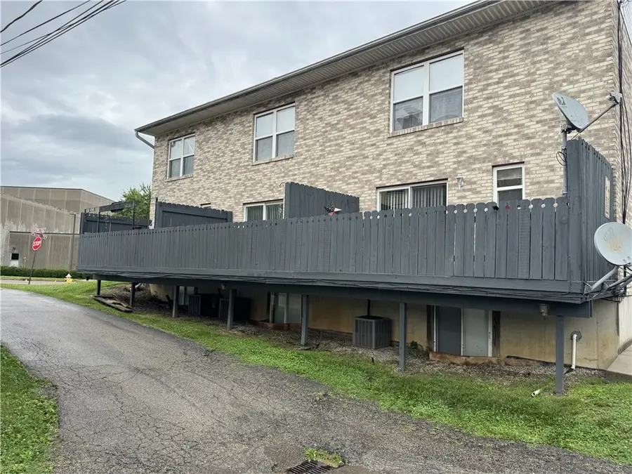2235 San Rae Drive, Kettering, OH 45419 - #3