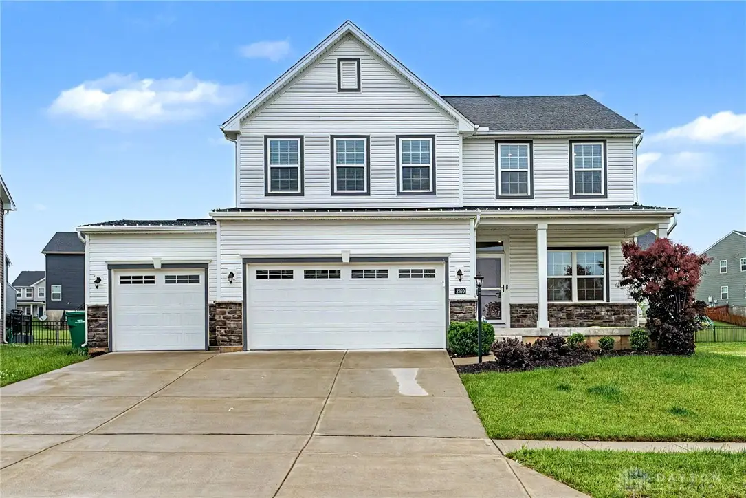 2760 Pebble Stone Trail, Beavercreek, OH 45385 - #1