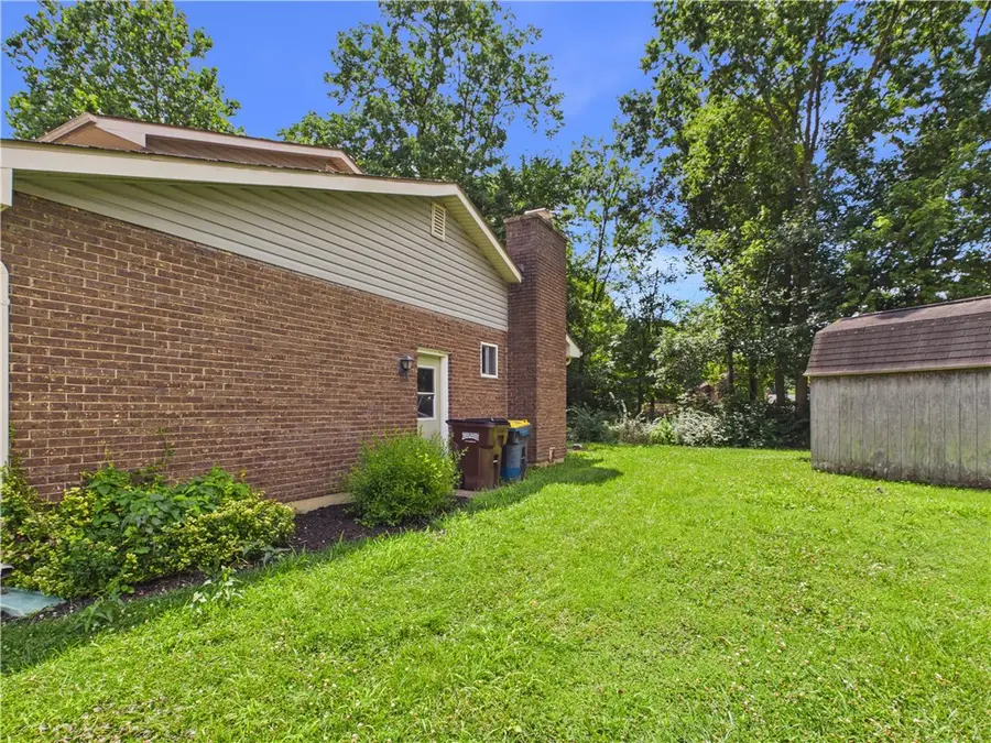 6500 Kevton Court, Clayton, OH 45415 - #3