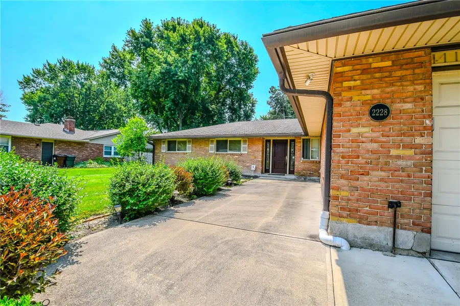 2228 E Whipp Road, Kettering, OH 45440 - #2