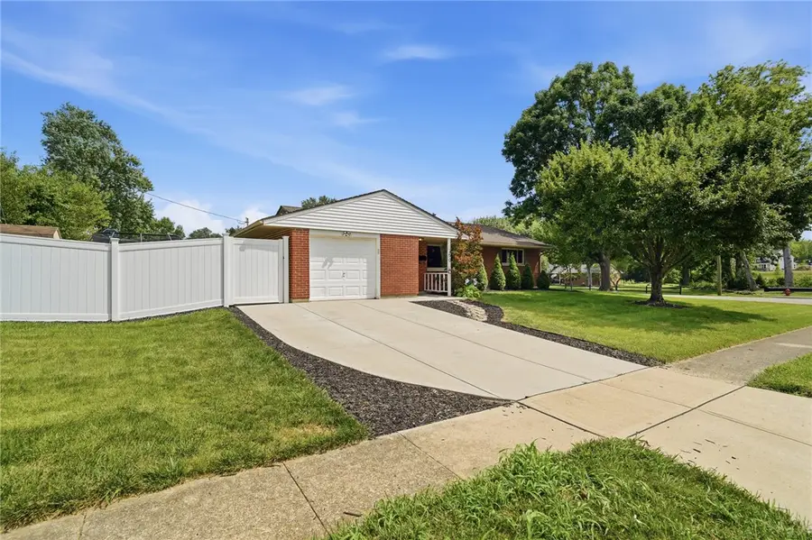 150 Catalpa Drive, Springboro, OH 45066 - #3