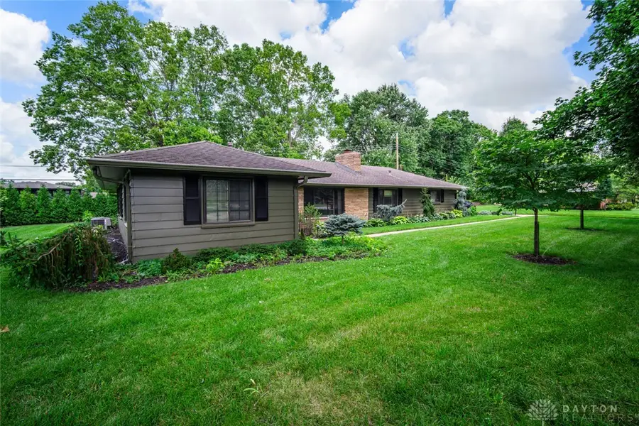 5693 Paddington Road, Washington, OH 45459 - #2