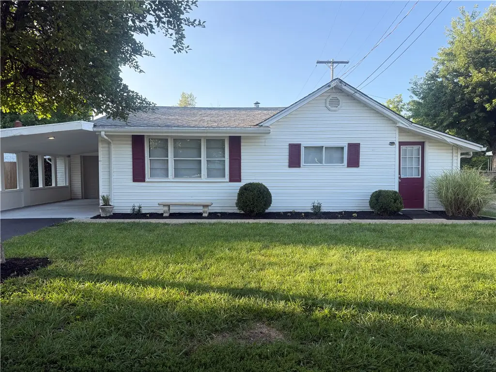 125 E Weaver Street, New Lebanon, OH 45345 - #1