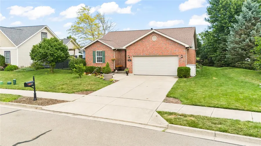 2490 Meadowpoint Drive, Troy, OH 45373 - #2