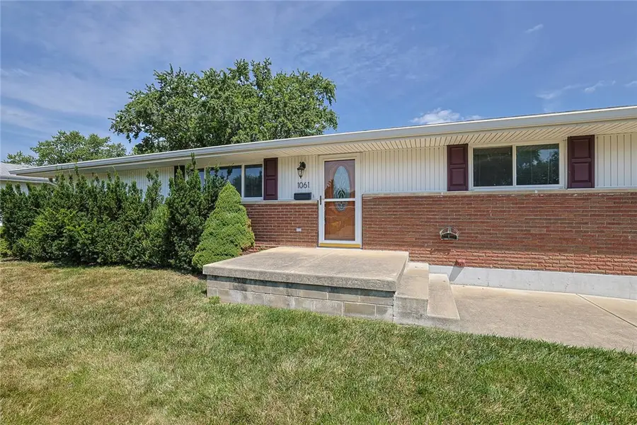 1061 Cottage Court Drive, Fairborn, OH 45324 - #3