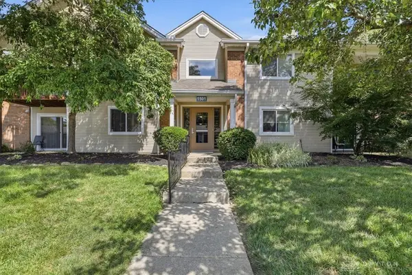 1501 Lake Pointe Way, Centerville, OH 45459