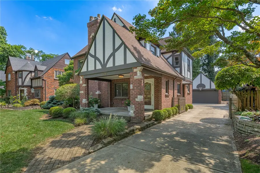 144 Patterson Road, Oakwood, OH 45419 - #2
