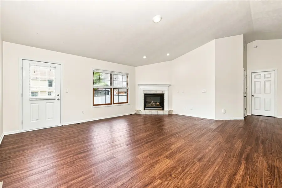 3370 Redbud Drive, Troy, OH 45373 - #2