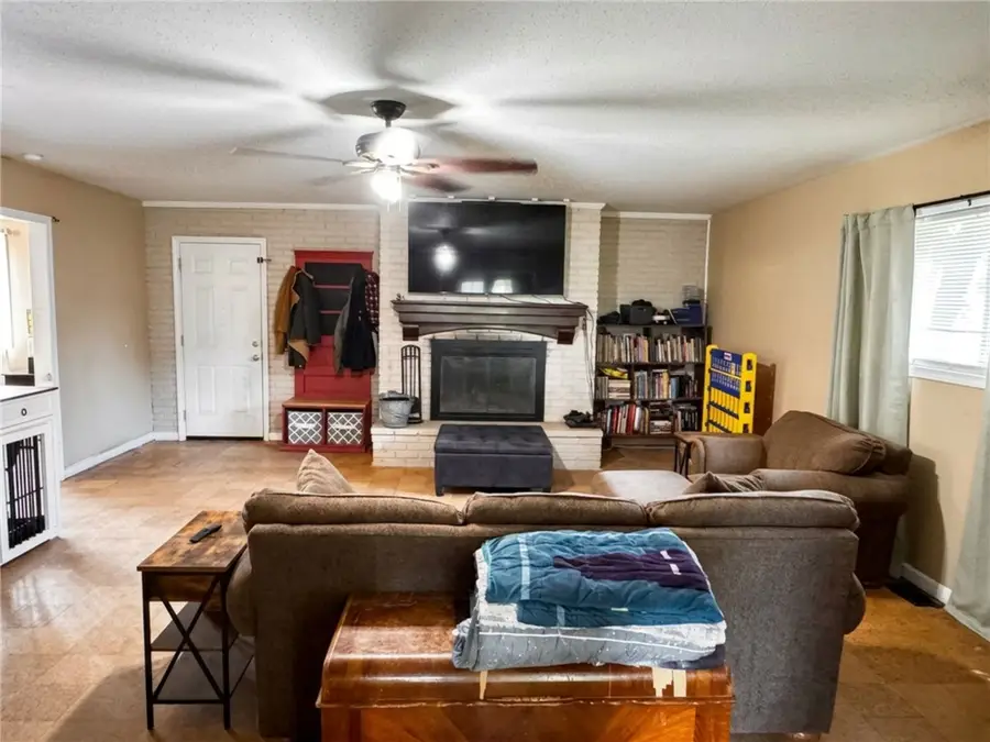 401 Kerry Street, Trenton, OH 45067 - #3
