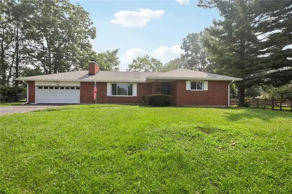 2078 S Belleview Drive, Bellbrook, OH 45305