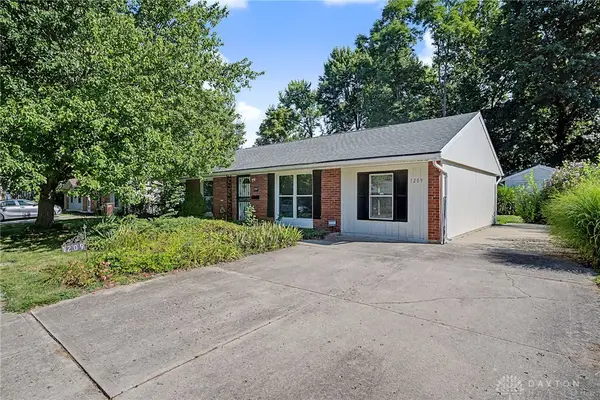 1209 Hemlock Way, New Carlisle, OH 45344