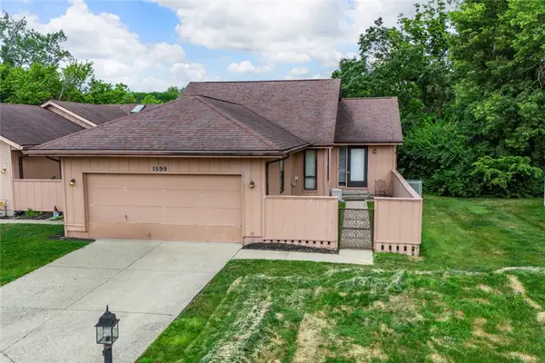 1599 Long Bow Lane, West Carrollton, OH 45449