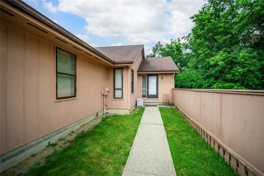 1599 Long Bow Lane, West Carrollton, OH 45449 - #2